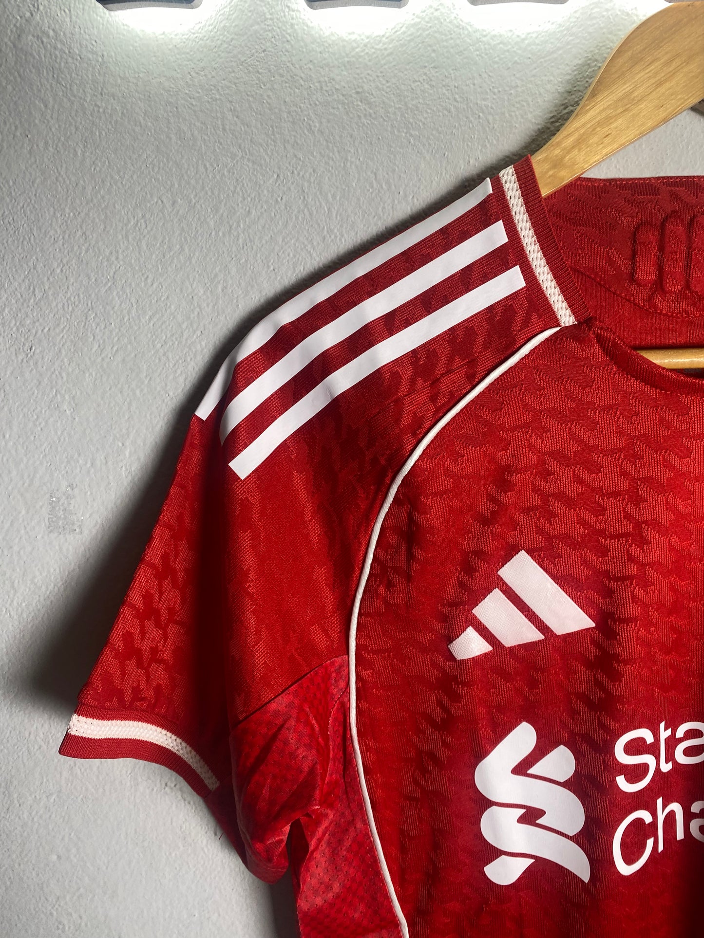 قميص ليفربول 2025_2026 | Maillot Liverpool Officiel